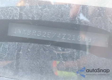 2004 Toyota Corolla Le from USA, damaged, VIN 1NXBR32E74Z218097